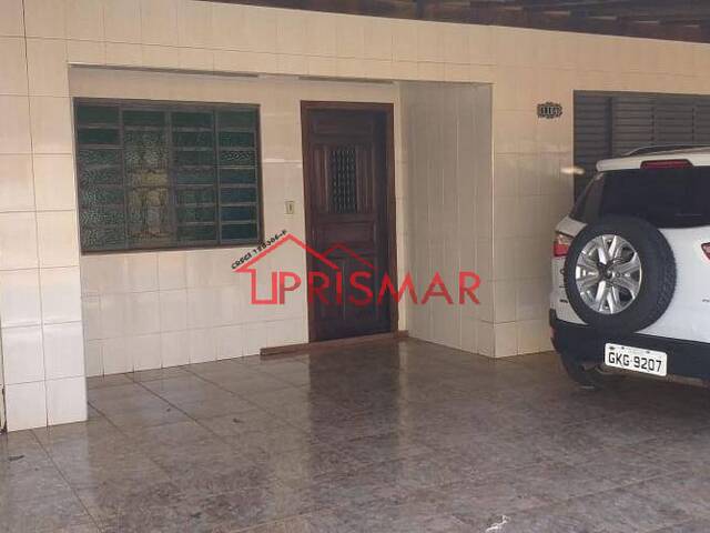 #21136 - Terreno para Venda em Quintana - SP