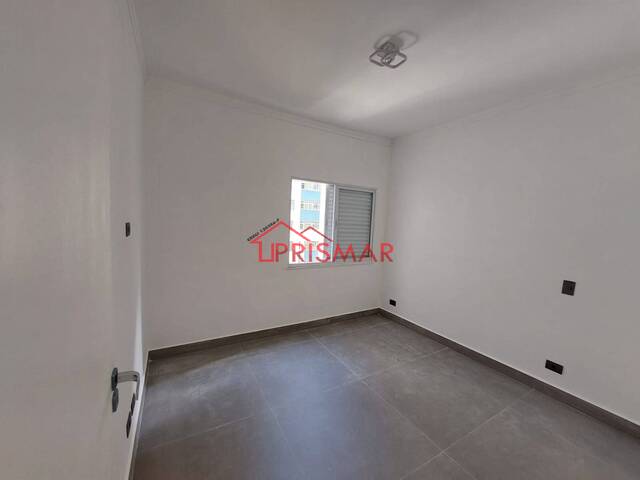 Apartamento para Venda em Santos - 5