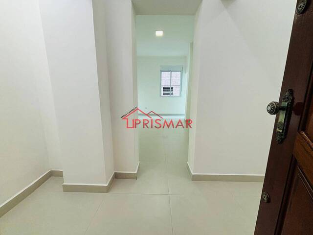 #1935 - Apartamento para Venda em Santos - SP