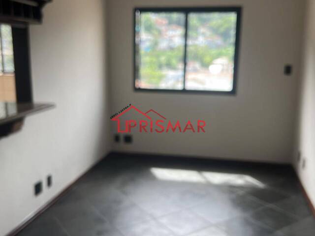 #21947 - Apartamento para Locação em Santos - SP