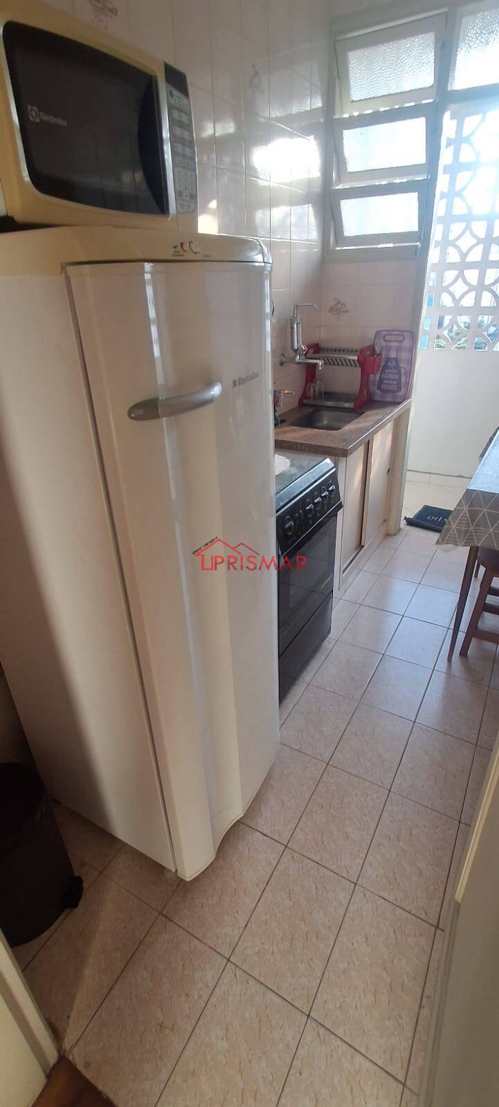 Apartamento para alugar com 1 quarto, 60m² - Foto 2