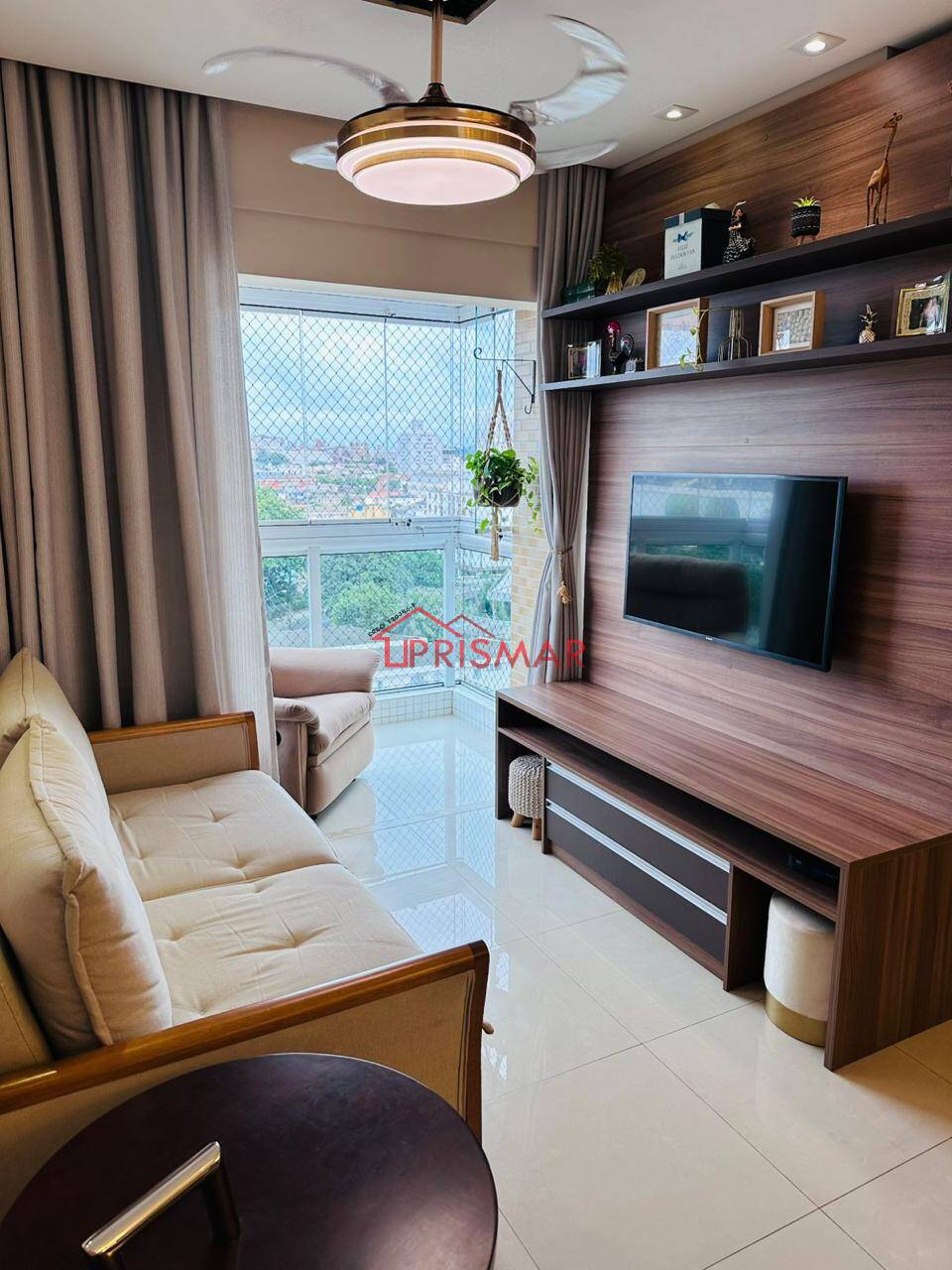 Apartamento à venda com 2 quartos, 69m² - Foto 2