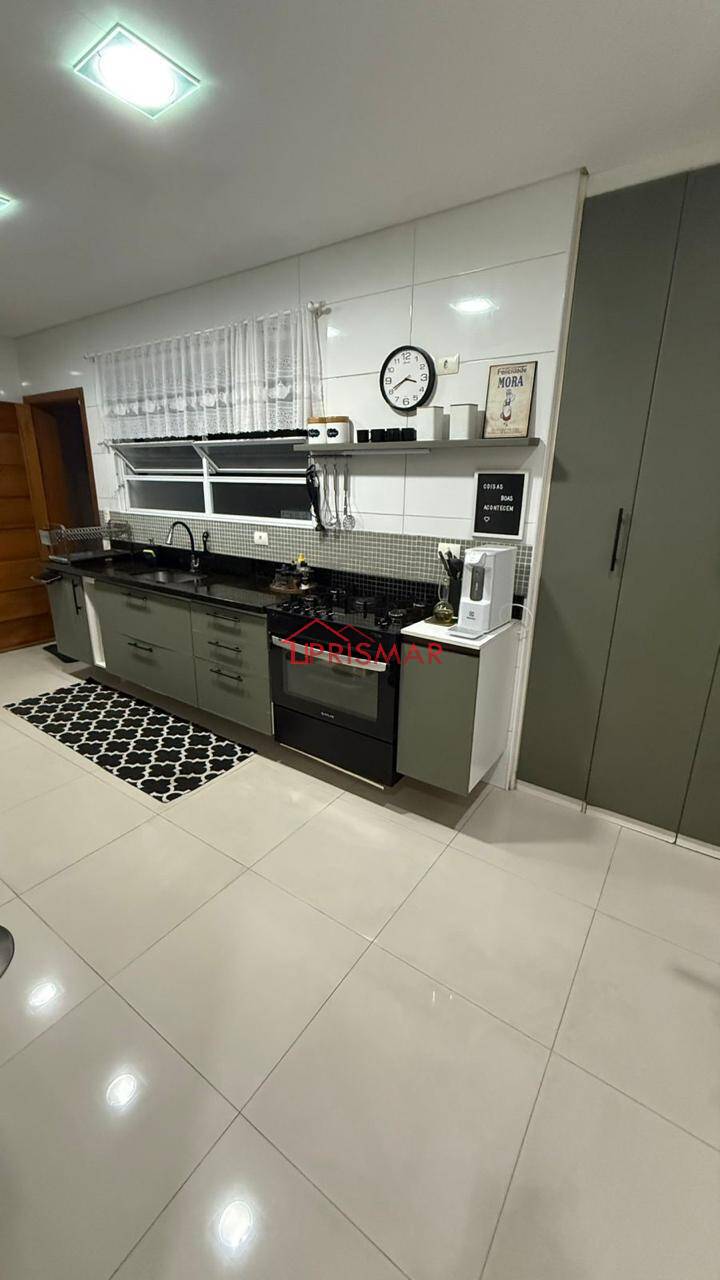 Casa à venda com 3 quartos, 165m² - Foto 13