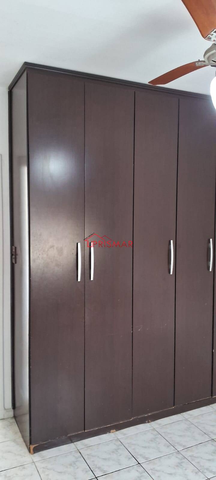 Apartamento para alugar com 3 quartos, 116m² - Foto 3